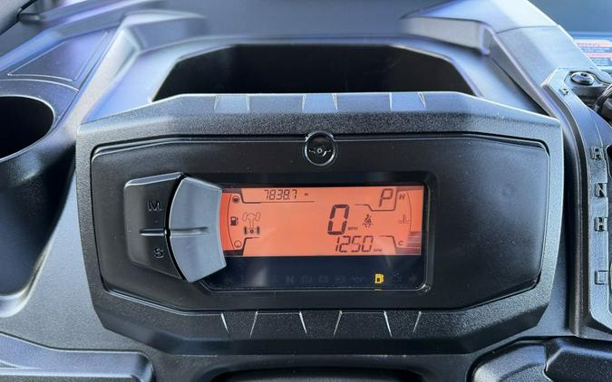 2023 Can-Am® Defender DPS HD9 Timeless Black