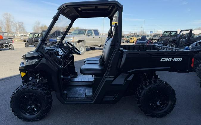 2023 Can-Am® Defender DPS HD9 Timeless Black