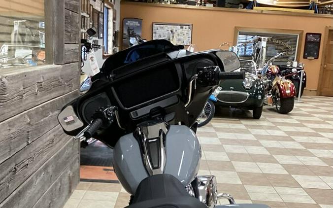 2026 Harley-Davidson® Street Glide® Dark Billiard Gray Chrome Trim