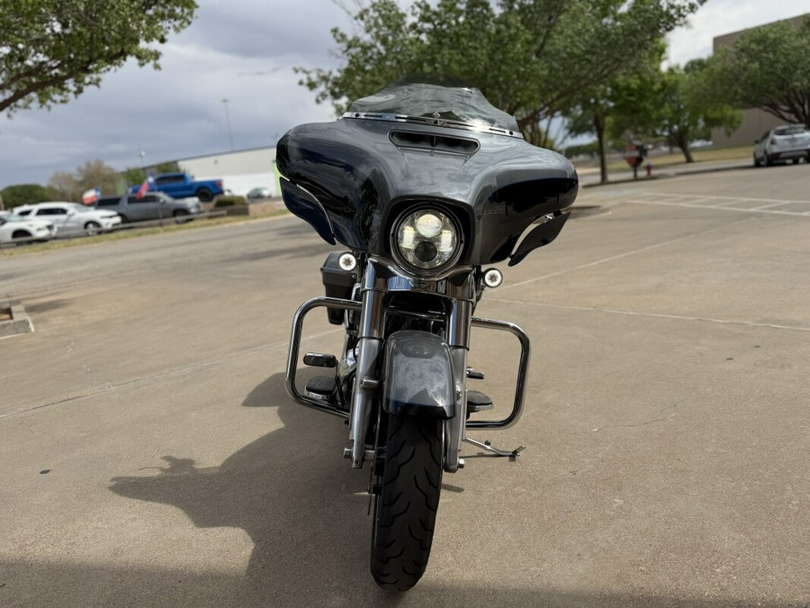 2021 Harley-Davidson® Street Glide® Special Gauntlet Gray Metallic/Vivid Black