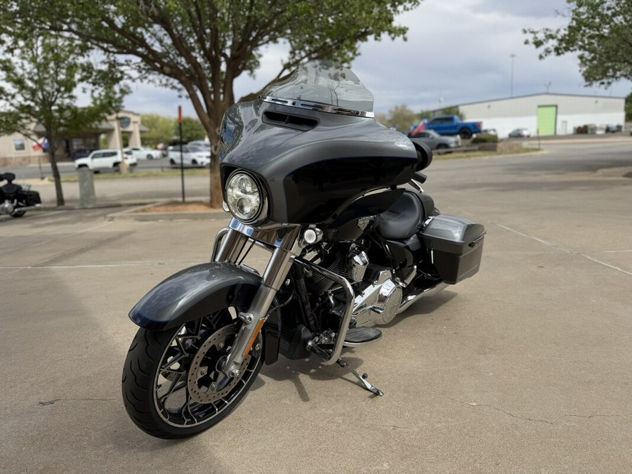 2021 Harley-Davidson® Street Glide® Special Gauntlet Gray Metallic/Vivid Black