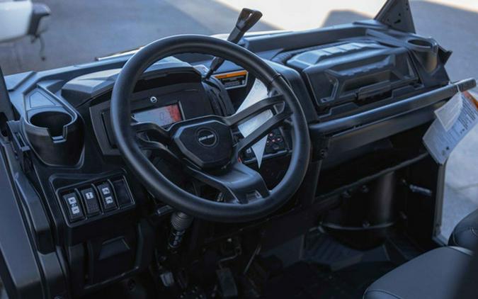 2026 Can-Am Defender 6X6 XT HD10