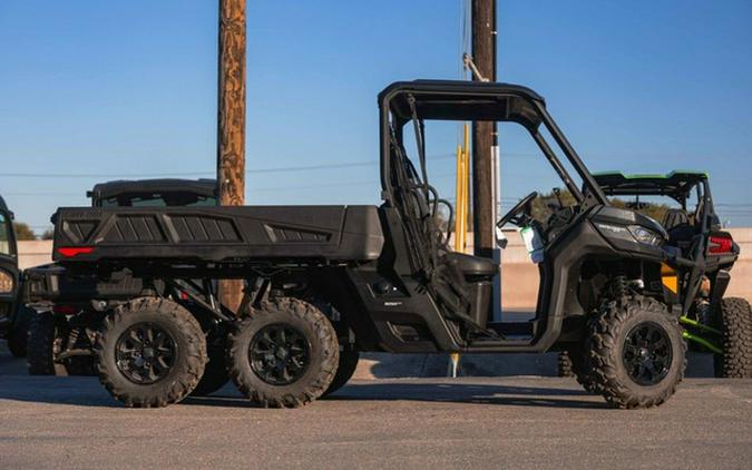 2026 Can-Am Defender 6X6 XT HD10