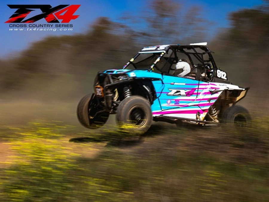 2026 Can-Am Defender 6X6 XT HD10