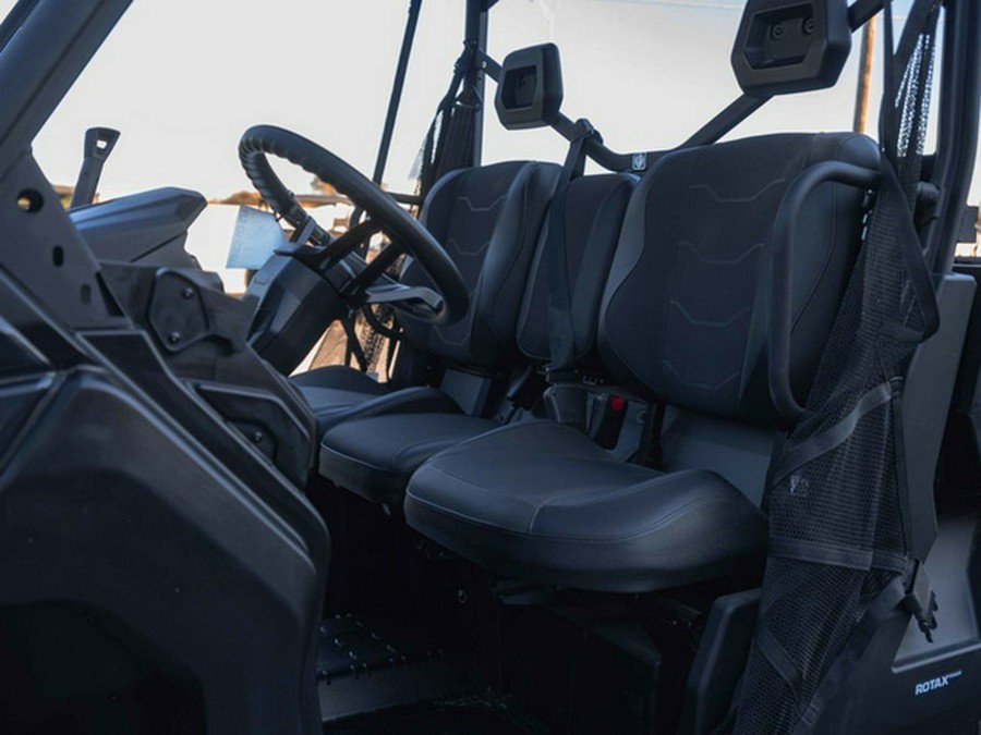 2026 Can-Am Defender 6X6 XT HD10