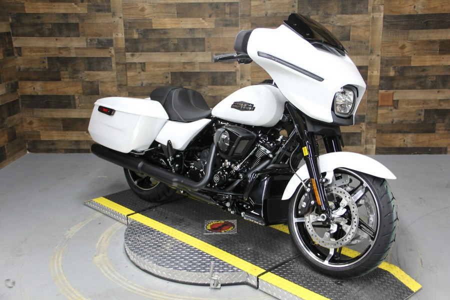 2024 Harley-Davidson Street Glide® White Pearl