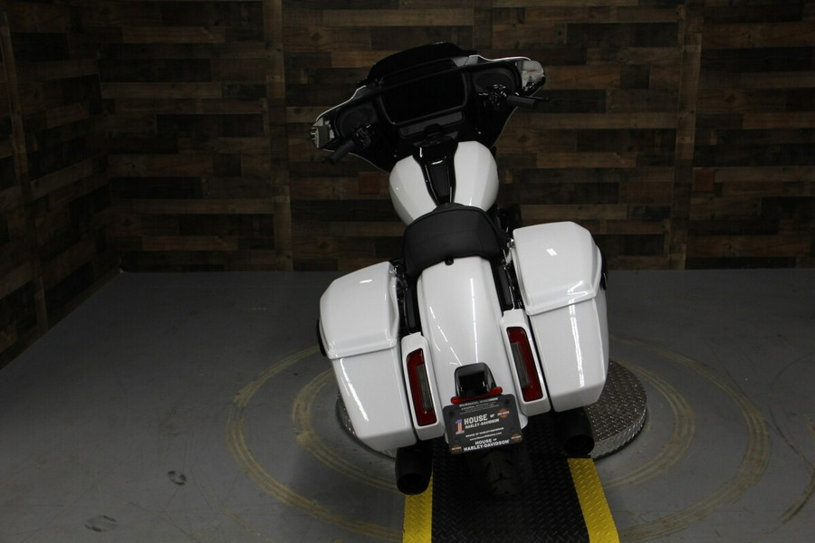 2024 Harley-Davidson Street Glide® White Pearl
