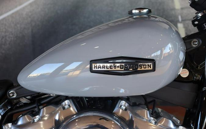 2025 Harley-Davidson® FXBB - Street Bob®