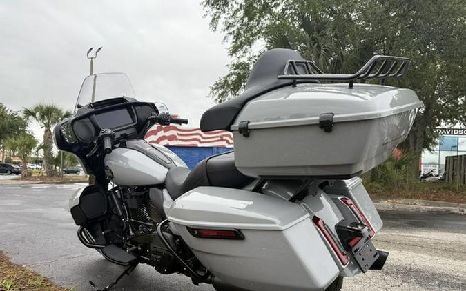 2025 Harley-Davidson FLHXU - Street Glide Ultra