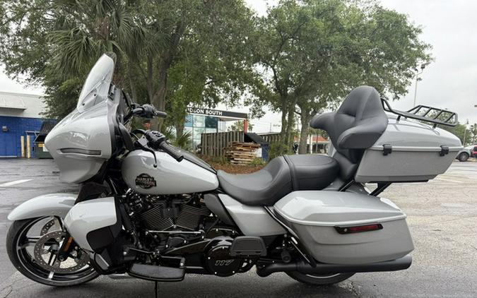 2025 Harley-Davidson FLHXU - Street Glide Ultra