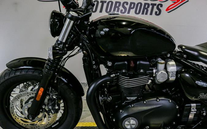 2018 Triumph Bonneville Bobber Black