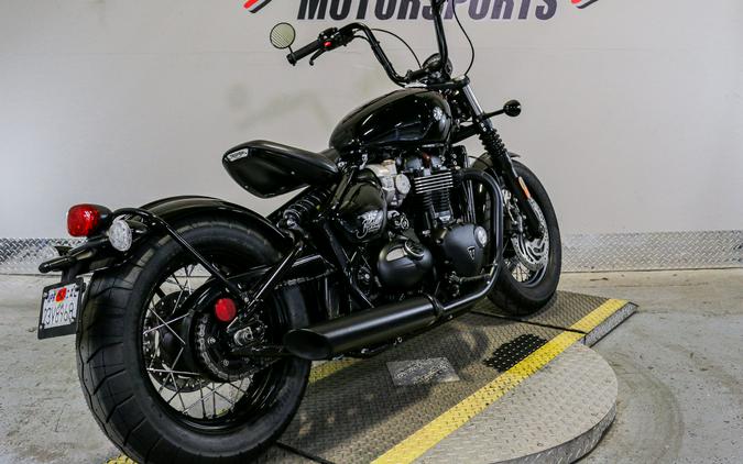 2018 Triumph Bonneville Bobber Black