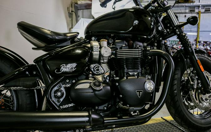 2018 Triumph Bonneville Bobber Black