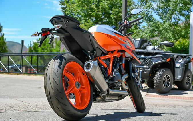 2022 KTM 1290 Super Duke R EVO