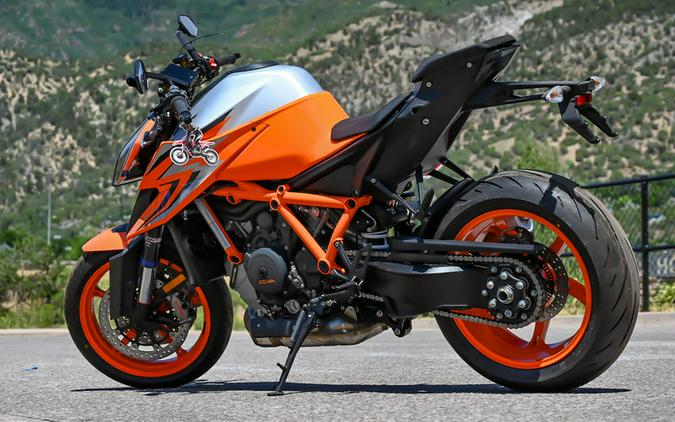 2022 KTM 1290 Super Duke R EVO