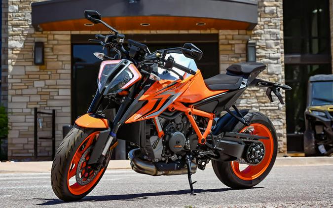 2022 KTM 1290 Super Duke R EVO