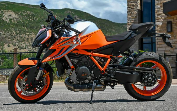 2022 KTM 1290 Super Duke R EVO