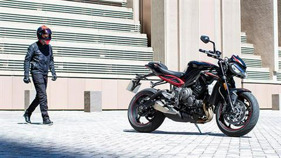 2022 Triumph Street Triple R