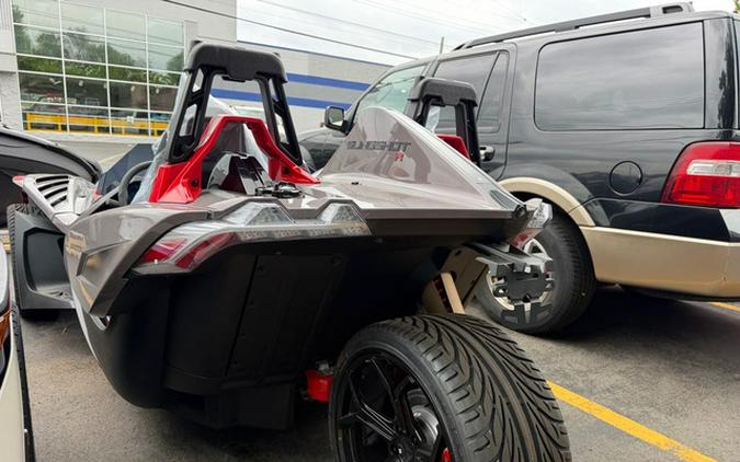 2026 Slingshot SLINGSHOT R Autodrive RADIANT GRAY W/ INDY RED PEA