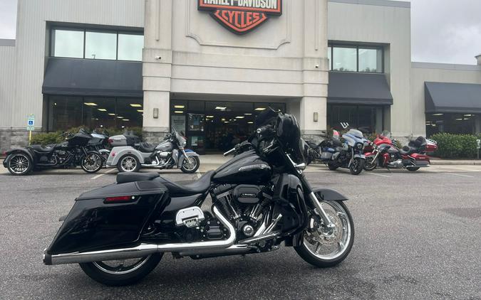 2015 Harley-Davidson Street Glide® CVO™ Street Glide®