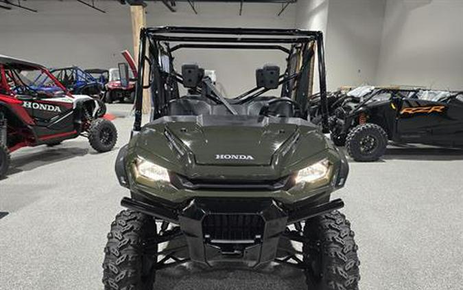 2024 Honda Pioneer 1000-6 Deluxe Crew