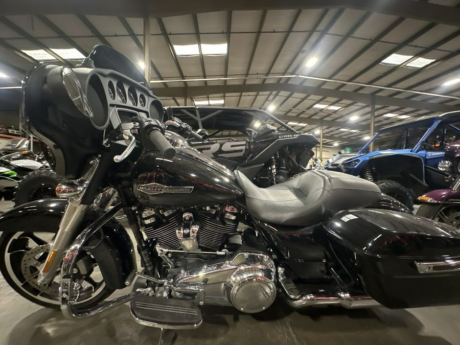 2021 Harley-Davidson® FLHX - Street Glide®