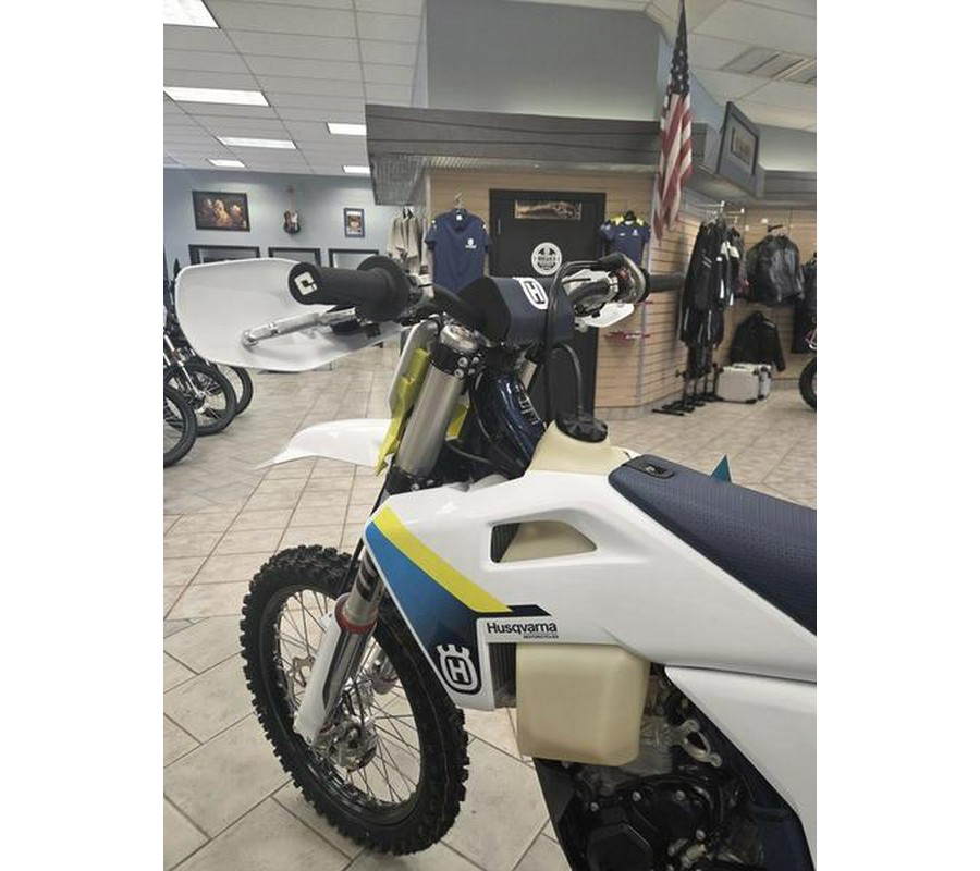2025 Husqvarna® FX 350