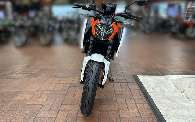 2024 KTM 250 DUKE