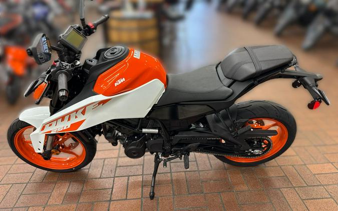 2024 KTM 250 DUKE