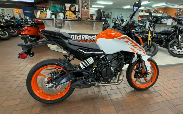 2024 KTM 250 DUKE