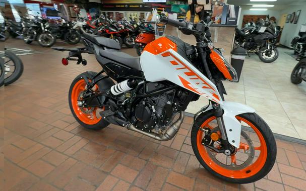 2024 KTM 250 DUKE