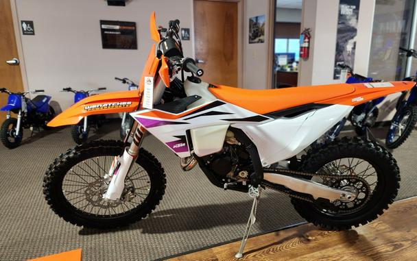 2024 KTM 125 XC