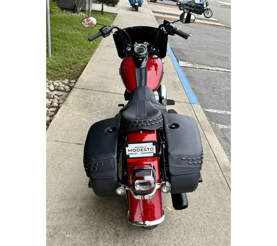 2026 Harley-Davidson® FLHC - Heritage Classic