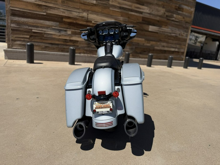 2023 Harley-Davidson® Street Glide® Special Atlas Silver Metallic - Black Finish