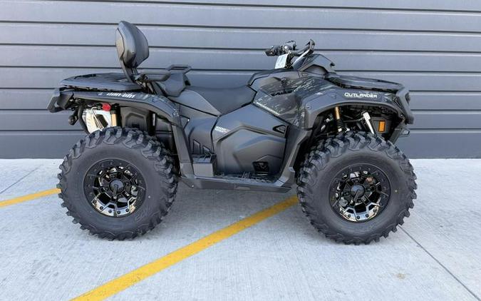 2026 Can-Am® Outlander MAX Backcountry Multicam Dark Camo