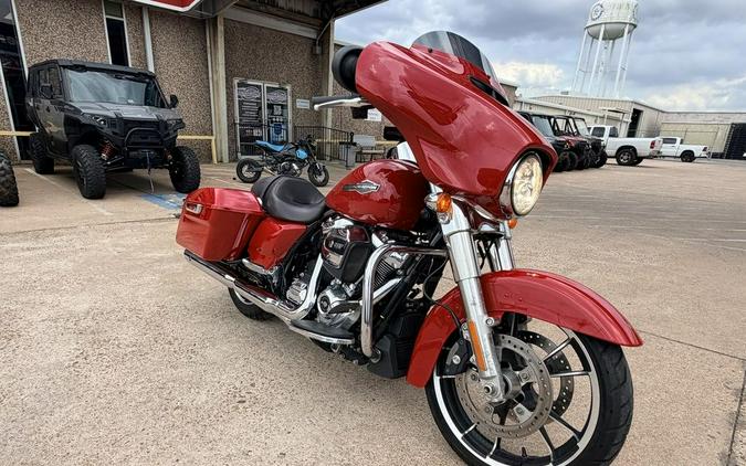 2023 Harley-Davidson® FLHX - Street Glide®