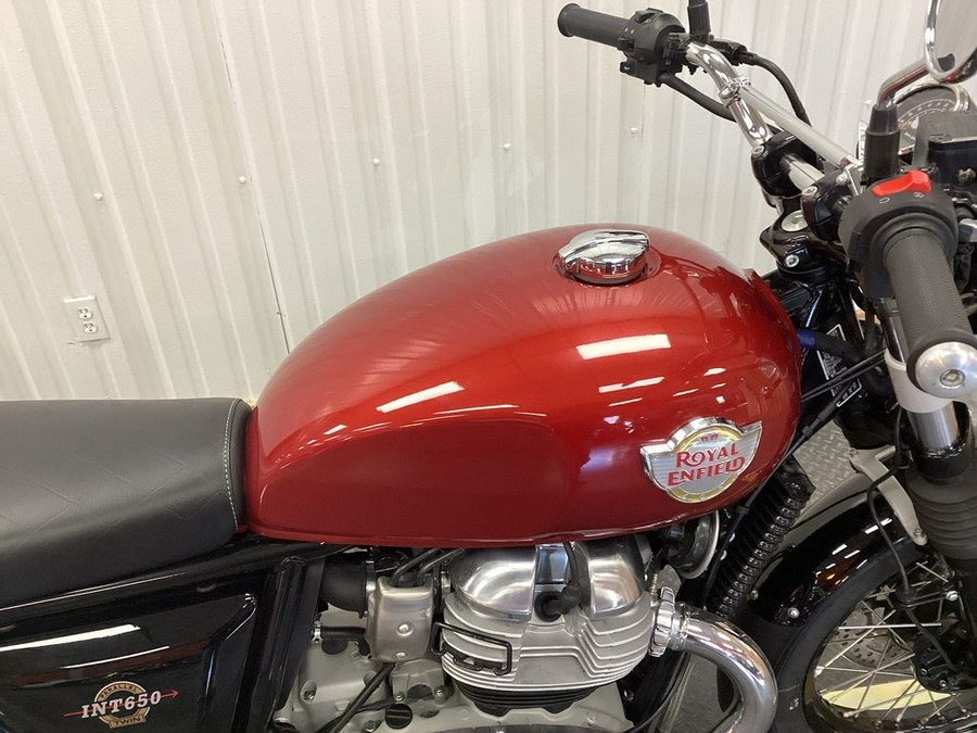 2023 Royal Enfield INT650 Canyon Red