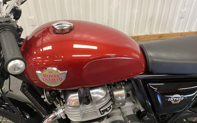 2023 Royal Enfield INT650 Canyon Red