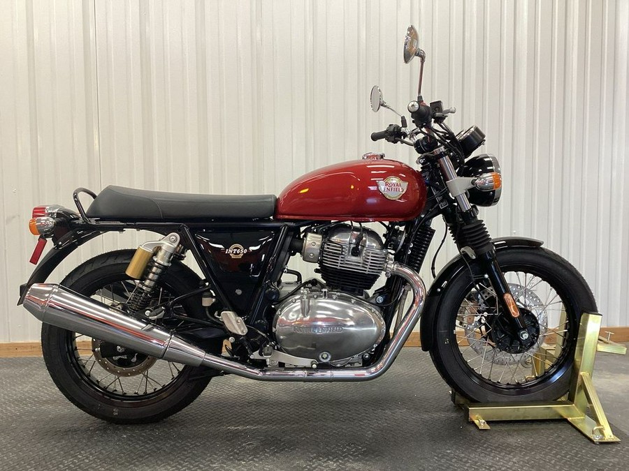 2023 Royal Enfield INT650 Canyon Red