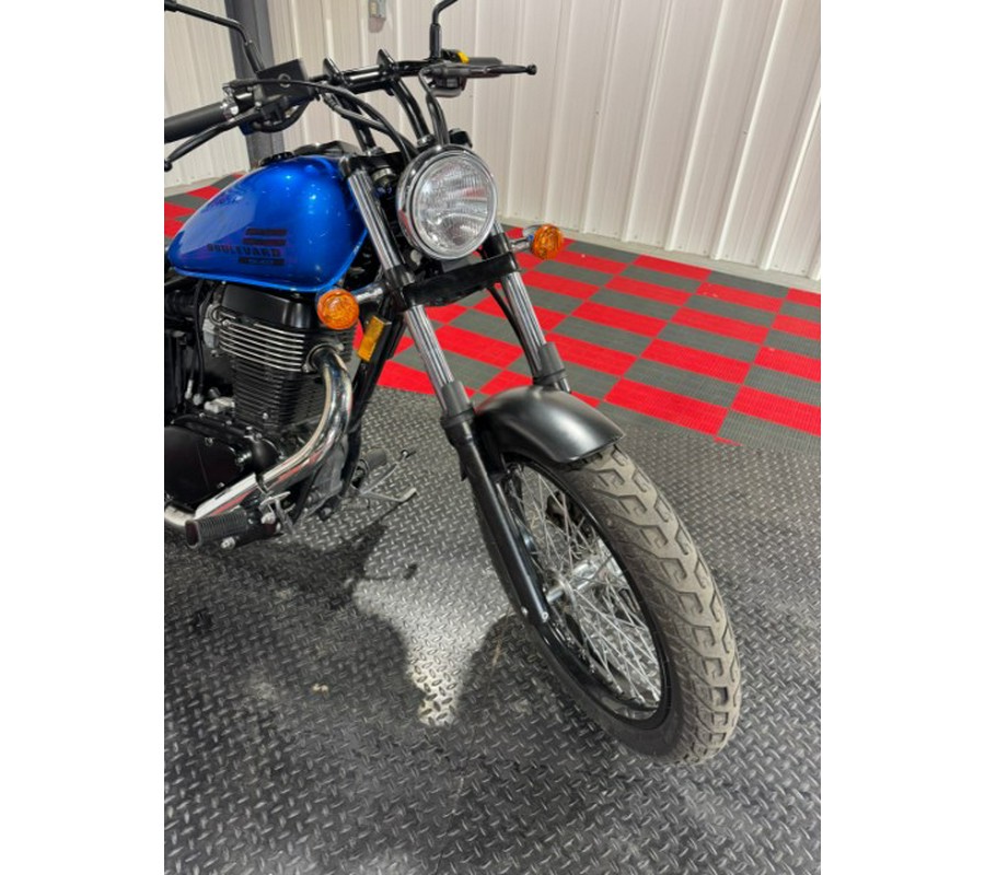 2019 Suzuki Boulevard S40