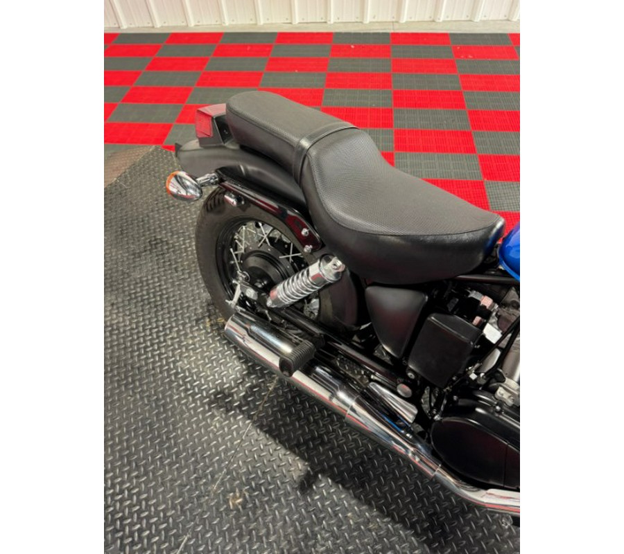 2019 Suzuki Boulevard S40