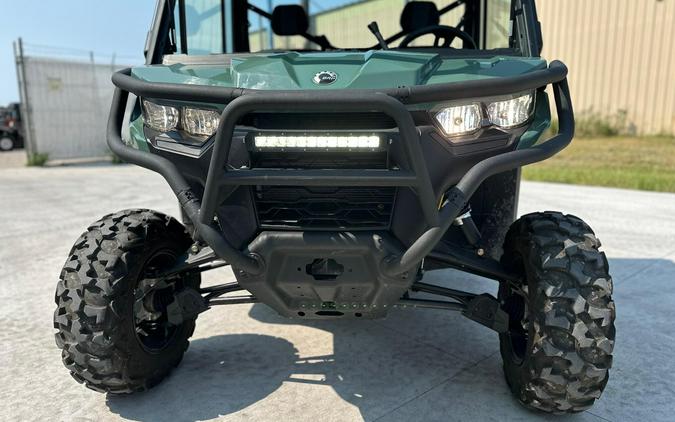 2026 Can-Am Defender DPS CAB