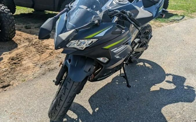 2022 Kawasaki Ninja® 400 ABS