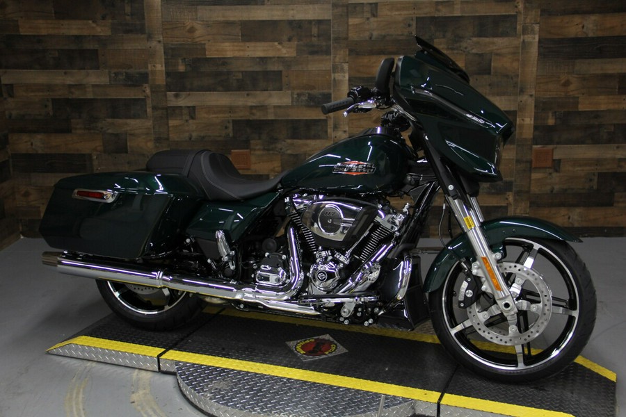 2024 Harley-Davidson Street Glide® Alpine Green