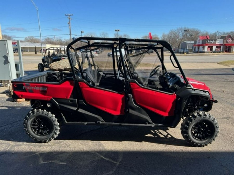 2024 Honda Pioneer 1000-6 Deluxe Crew