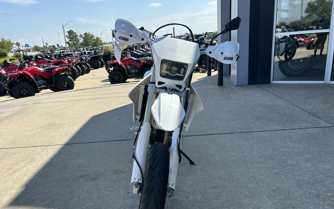 2020 Suzuki DR-Z400SM