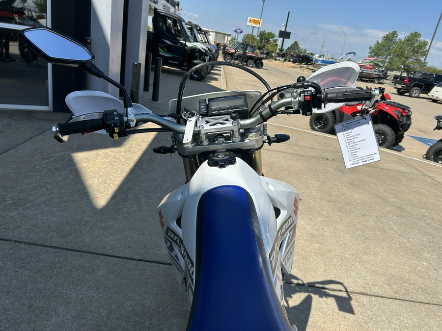 2020 Suzuki DR-Z400SM