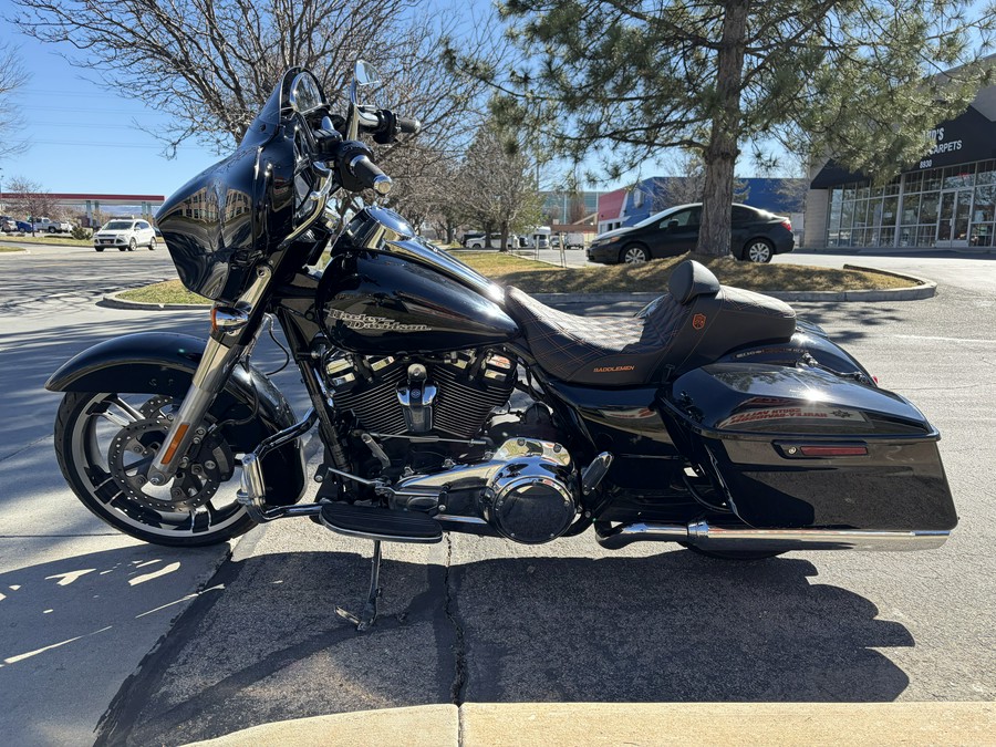 2017 Harley-Davidson Street Glide® Special