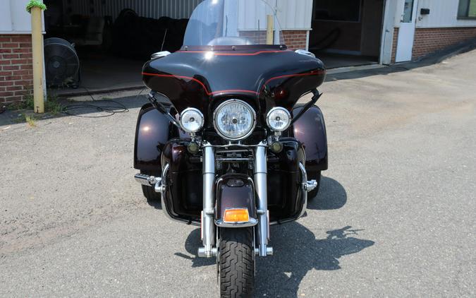 2011 Harley-Davidson Tri Glide Ultra Classic FLHTCUTG
