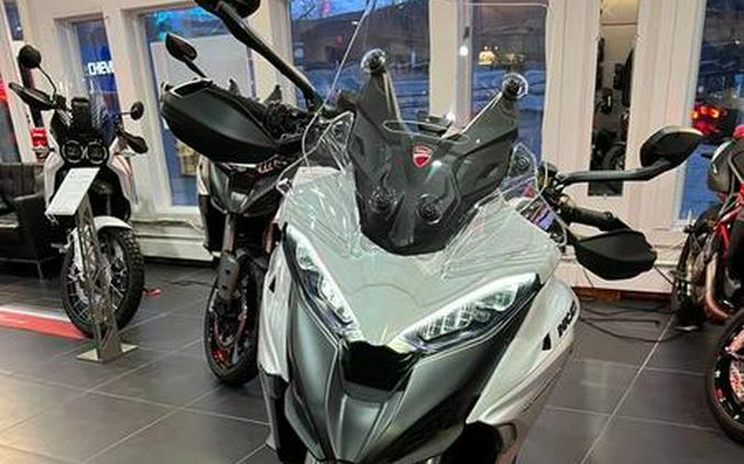 2023 Ducati Multistrada V4S Iceberg White - Spoked Wheels